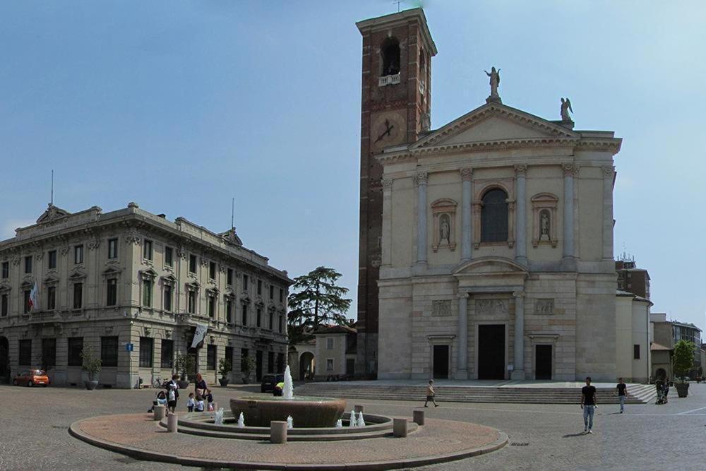 Ferienwohnung Bilocale In Centro - 10Km Da Malpensa Gallarate Exterior foto